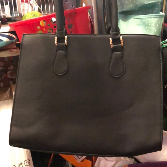Black handbag from Target - Picture 3 of 4